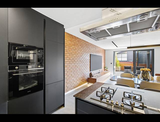 3 BEDROOM APARTMENT FOR SALE IN BROADACRES